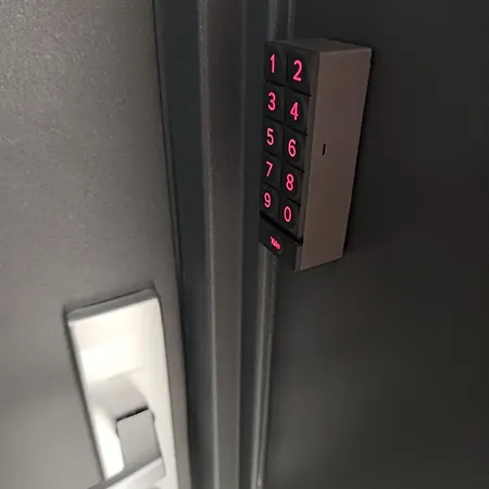 Modern Square With Balcony Апартаменты Вроцлав