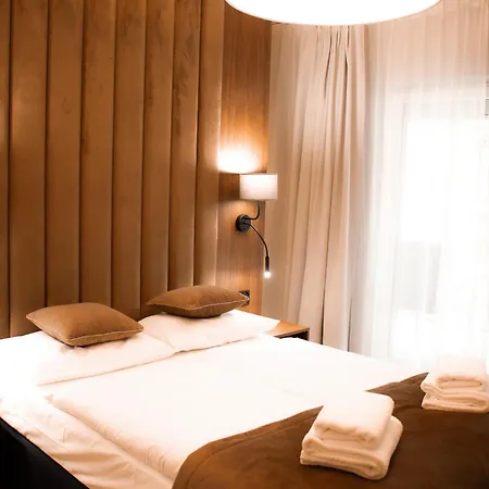 Modern Square With Balcony *