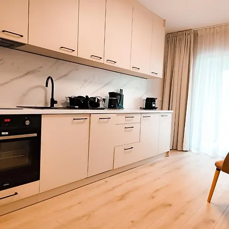 Modern Square With Balcony Вроцлав