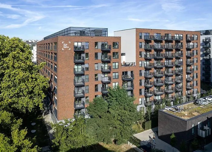 Apartment Modern Square With Balcony